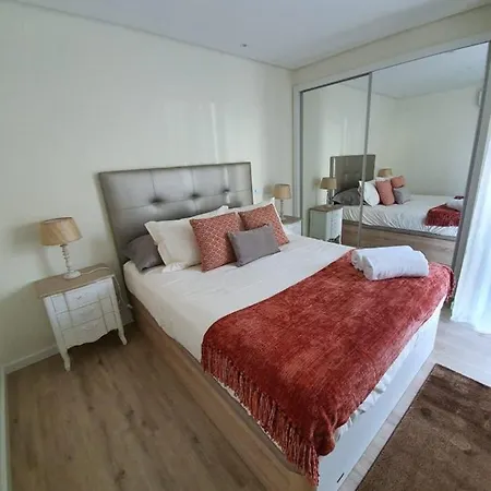 Sunrise Glances & Free Parking * Фуншал